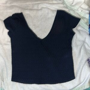 Hollister V-neck crop top